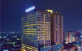 Hotel Louis Kienne Pemuda Semarang